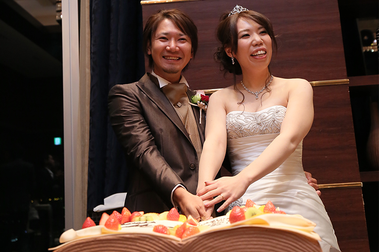 ご家族の愛が溢れるお式 地上150m・大阪駅直結の結婚式・結婚式場「ラグナヴェールプレミア」