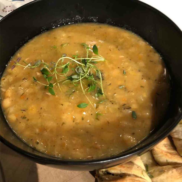 Vegetarisk Ärtsoppa - Gott, Billigt, Supernyttigt | Maud Onnermark