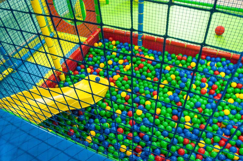 Parque infantil de bolas en Camas Santiponce Tomares Salteras