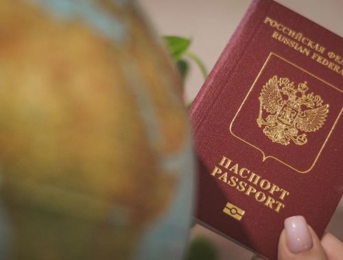 Окно в Европу захлопнется? ЕС хочет ужесточить визовые правила для россиян