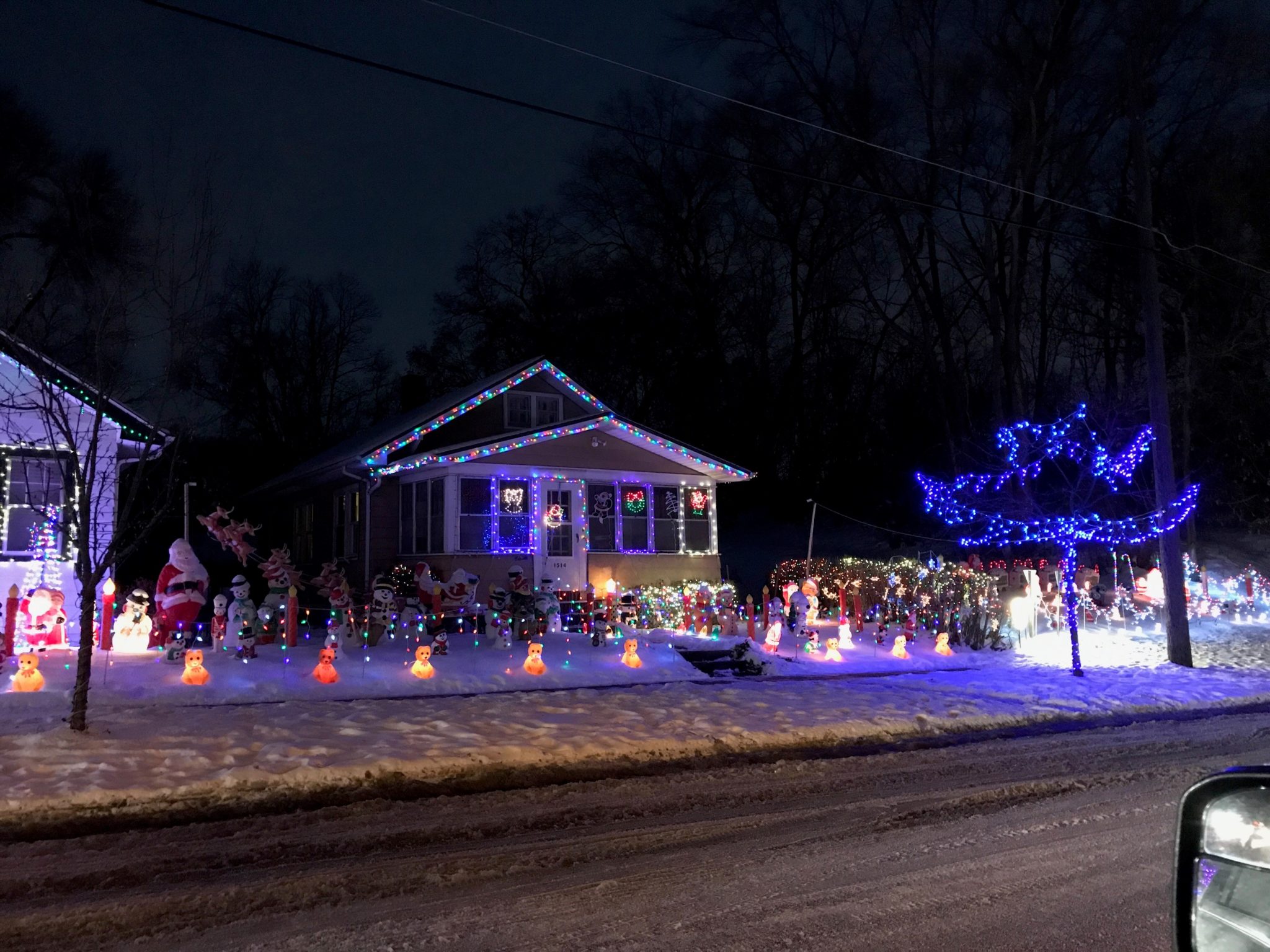 The economics of Christmas lights American Experiment