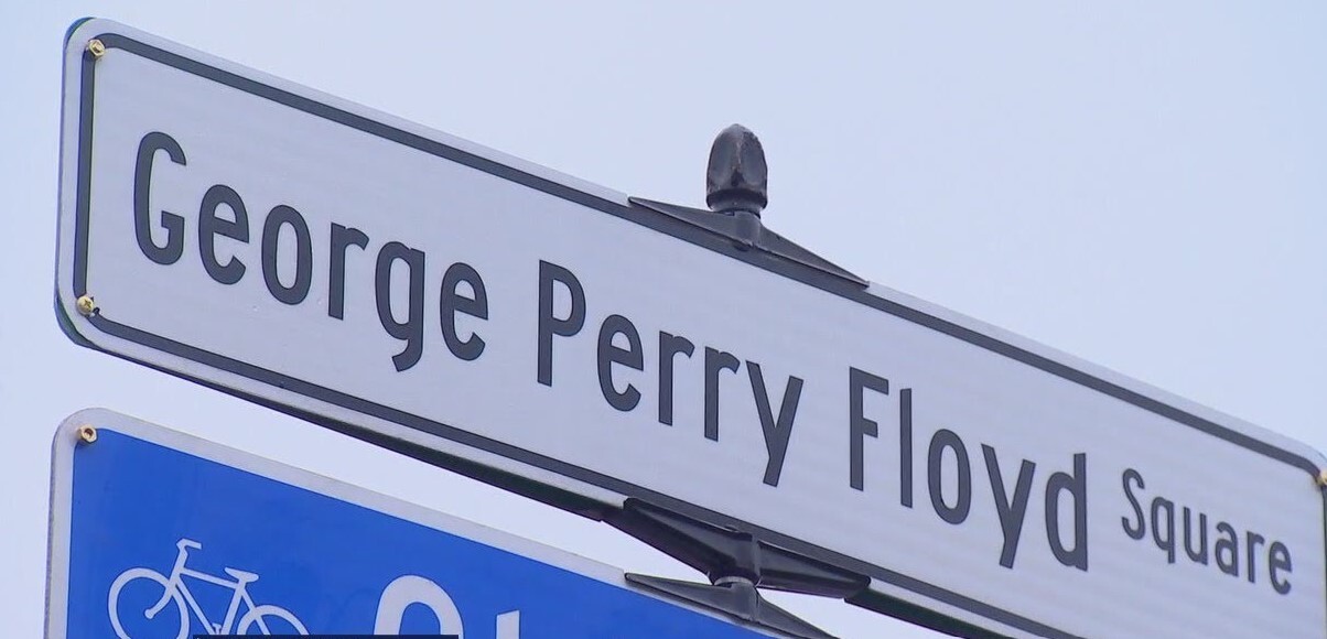 Detroit on the Mississippi Floyd Square