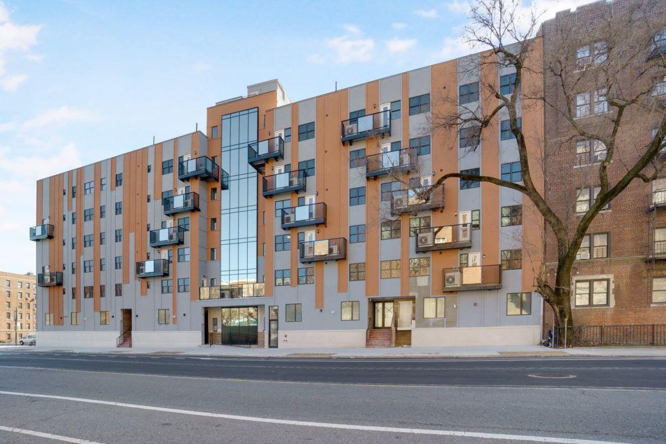 NO FEE Luxury Modern Brand New 2 / 3 Bedroom Apartments for Rent in