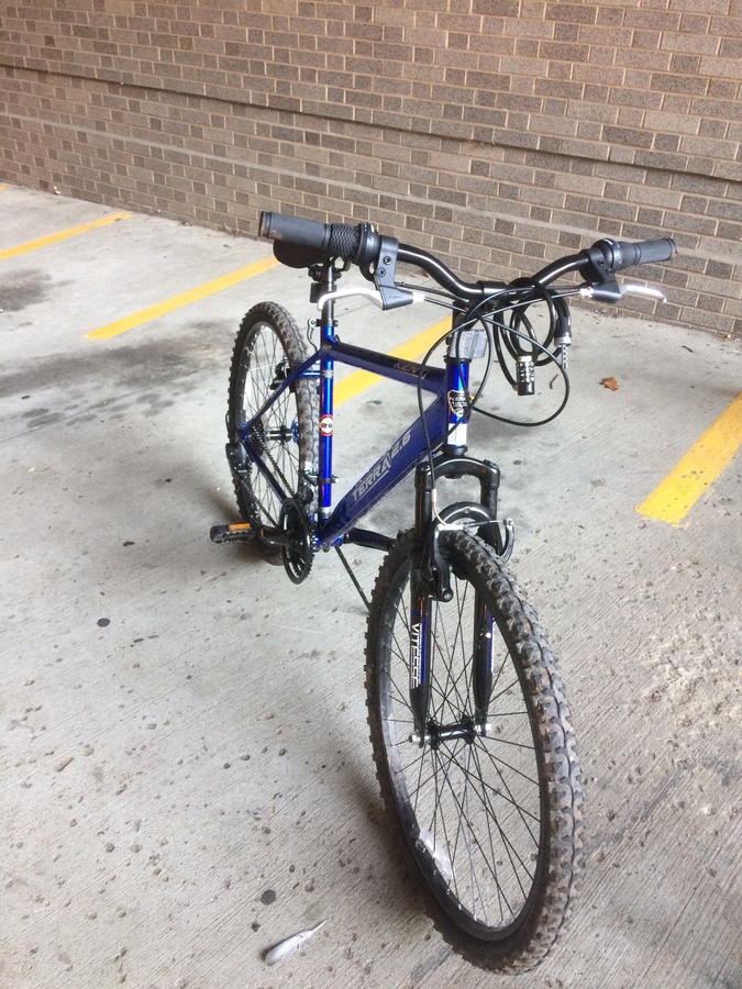 2016 Kent Kent Terra 2.6 26" Men's Mountain B...