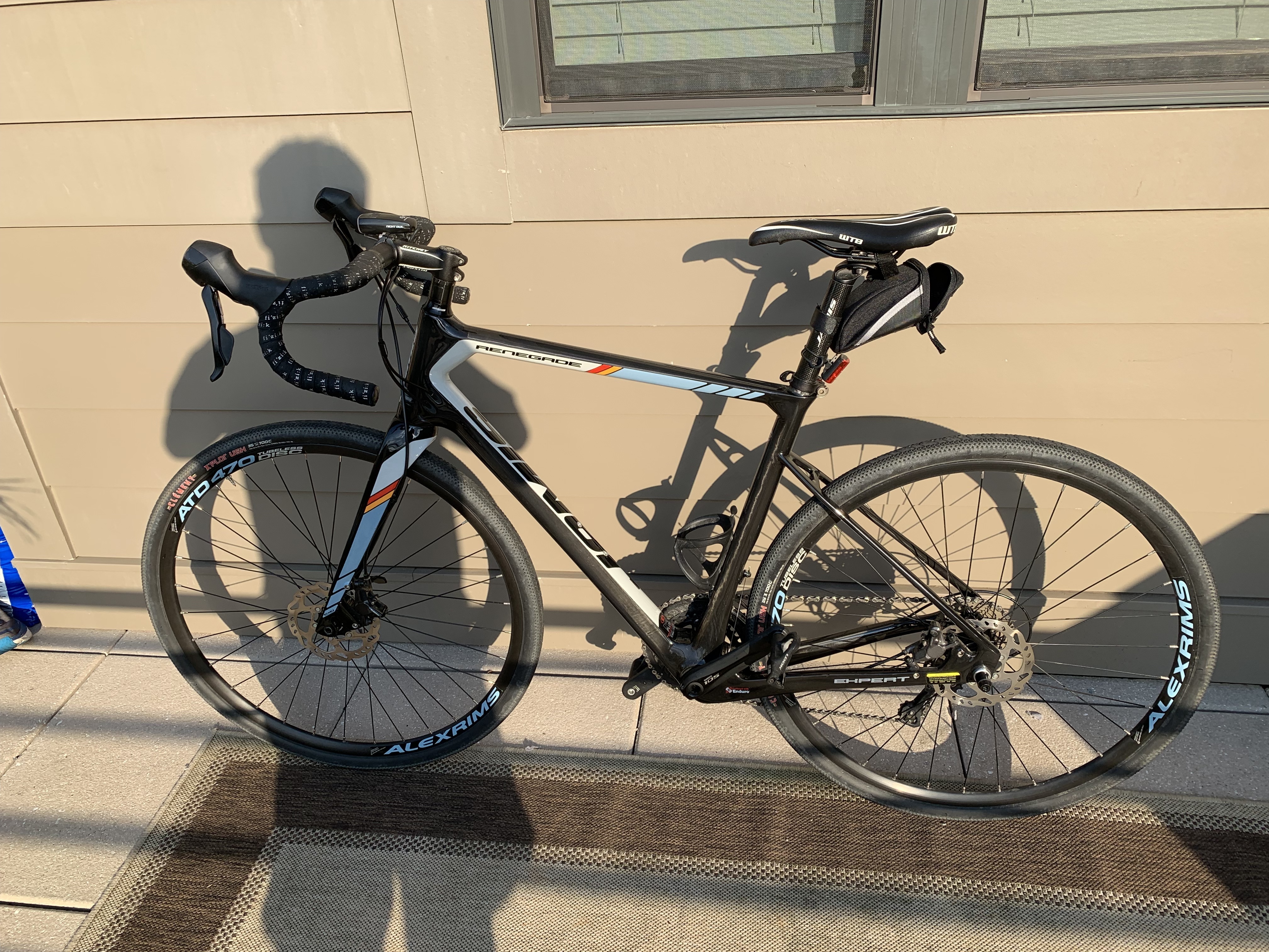 Stolen 2016 Jamis Renegade Expert