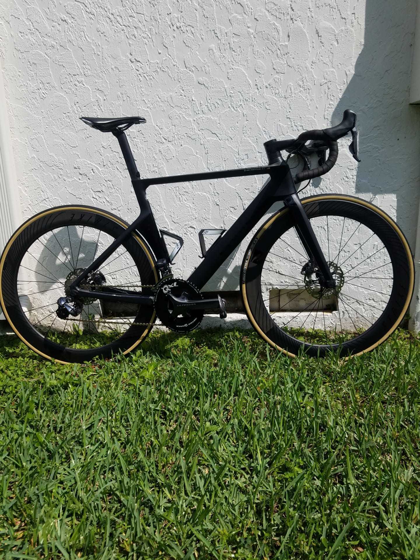 Stolen 2017 Canyon bicycles Aeroad CF SLX DB 8.0 Di 17