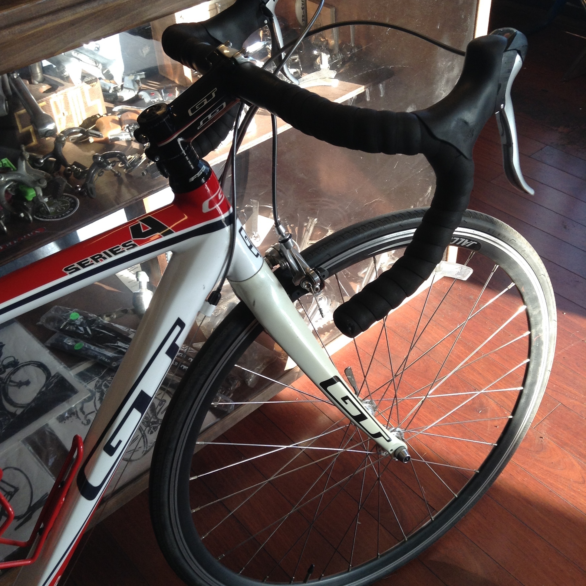 2014 GT Bicycles 4 series