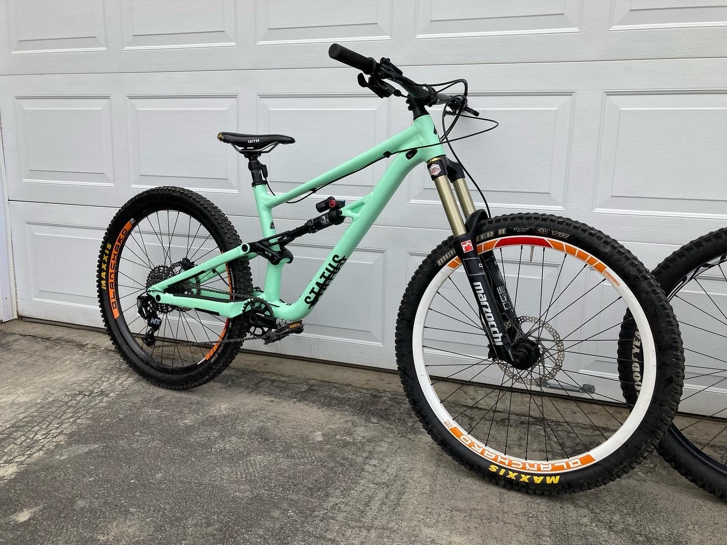2021 Specialized Status 140