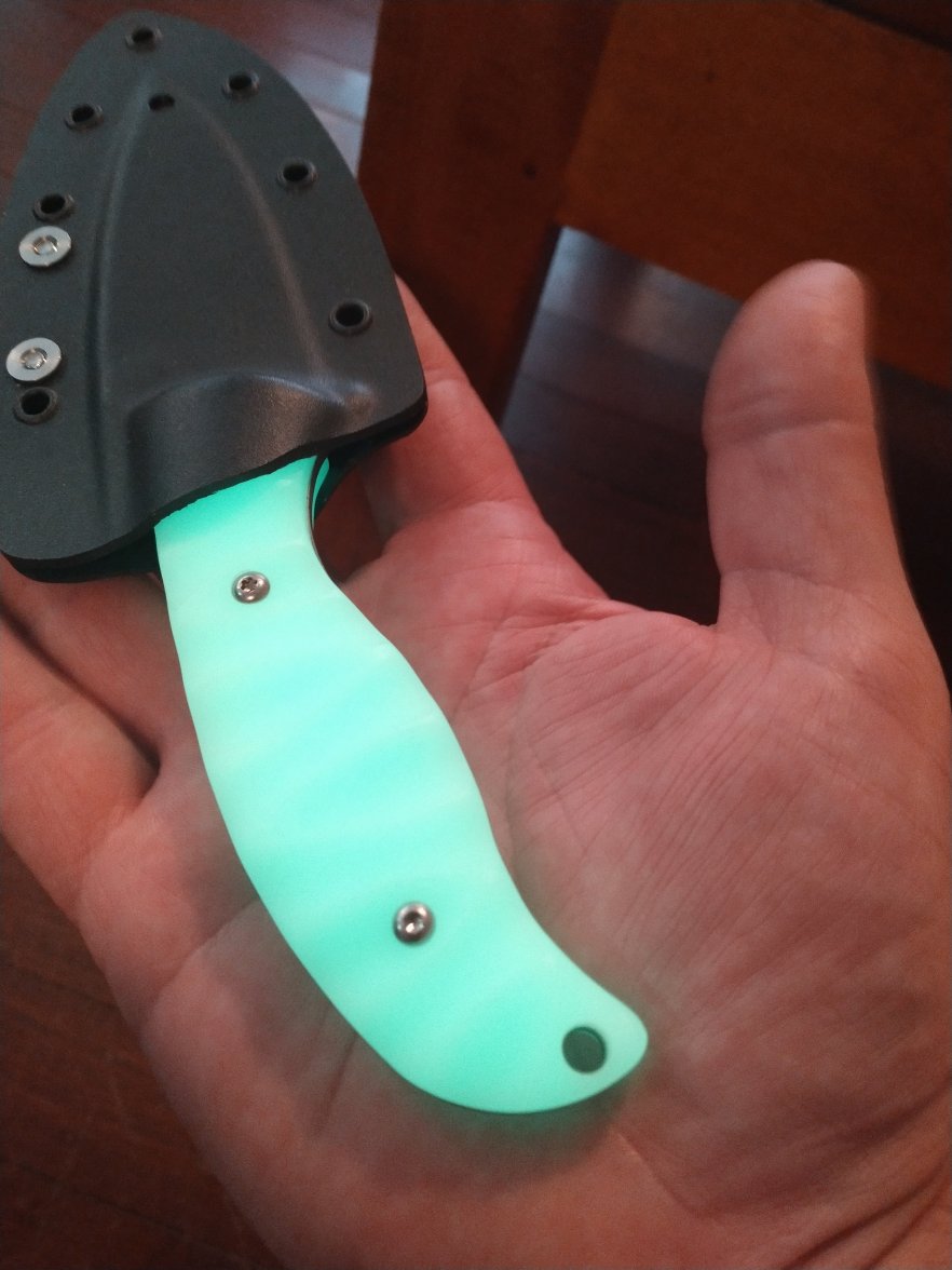 Sheath locking system Spyderco Forums