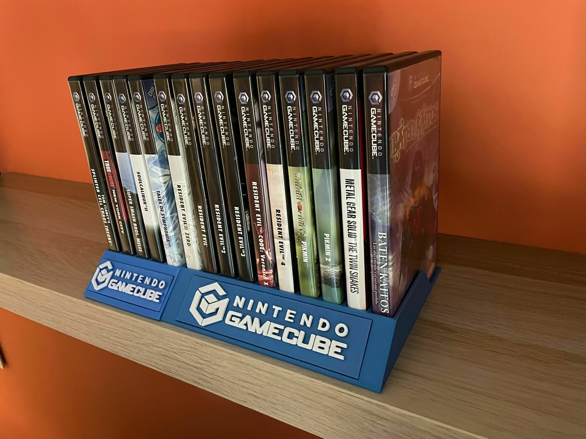 STL file NINTENDO GAMECUBE GAME HOLDER (EASY PRINT)・3D printer design