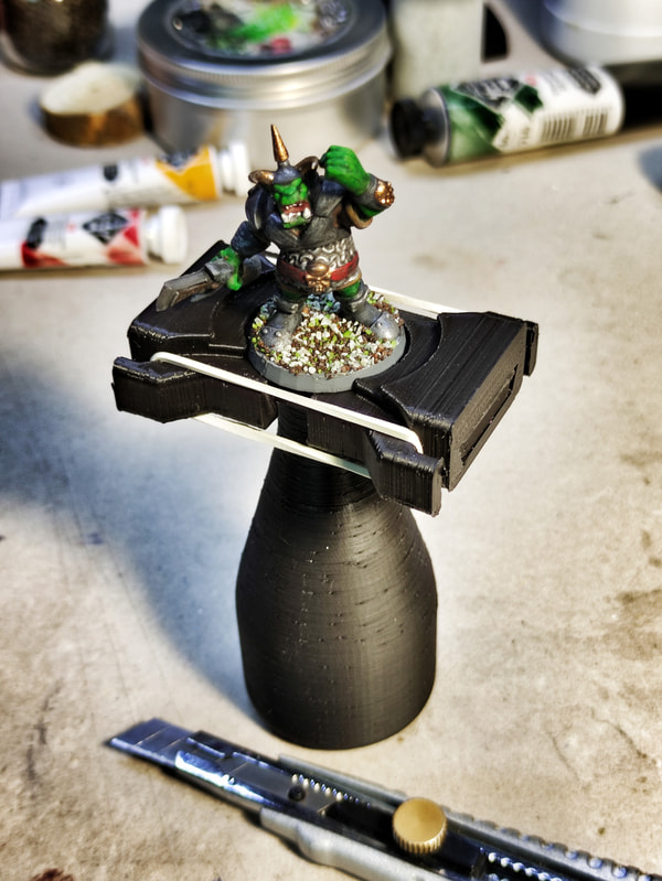 STL file Painting handle to miniatures 🖼️・3D printing design to