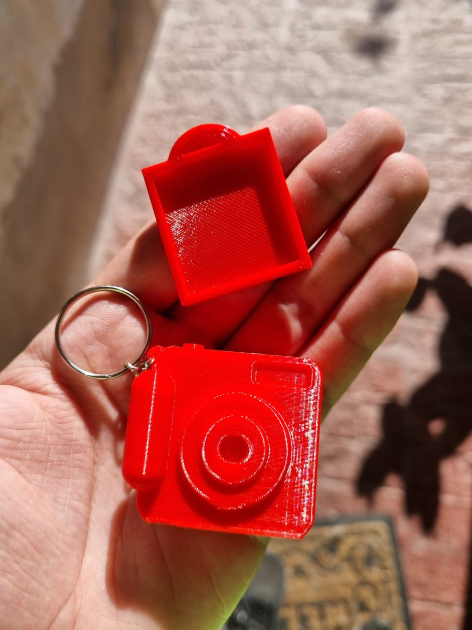 STL file Polaroid Keychain / Polaroid Keychain 🗝️・3D printer model to