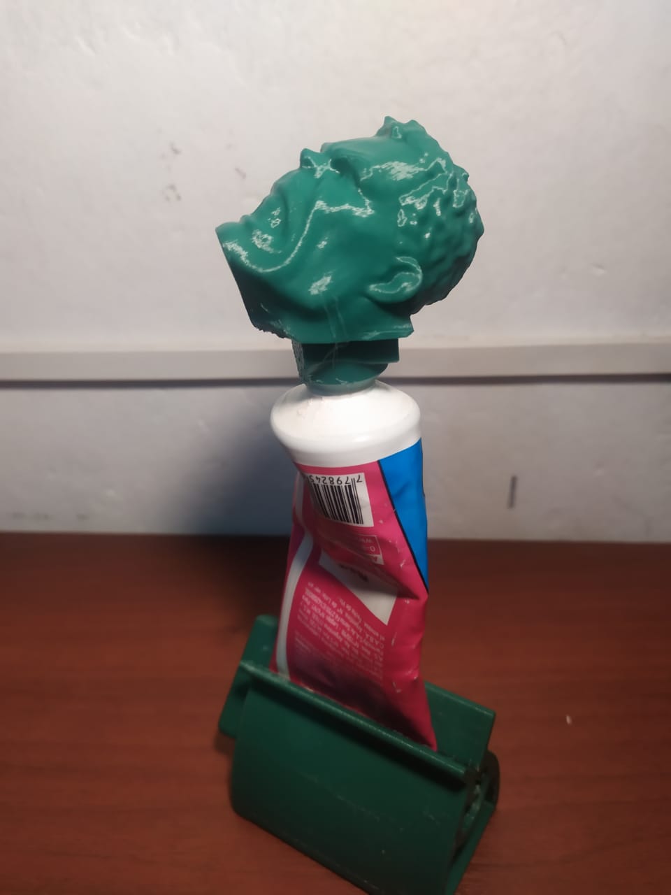 Файл STL Hulk spitting out toothpaste 🧑‍🔧・3Dпечатная модель для