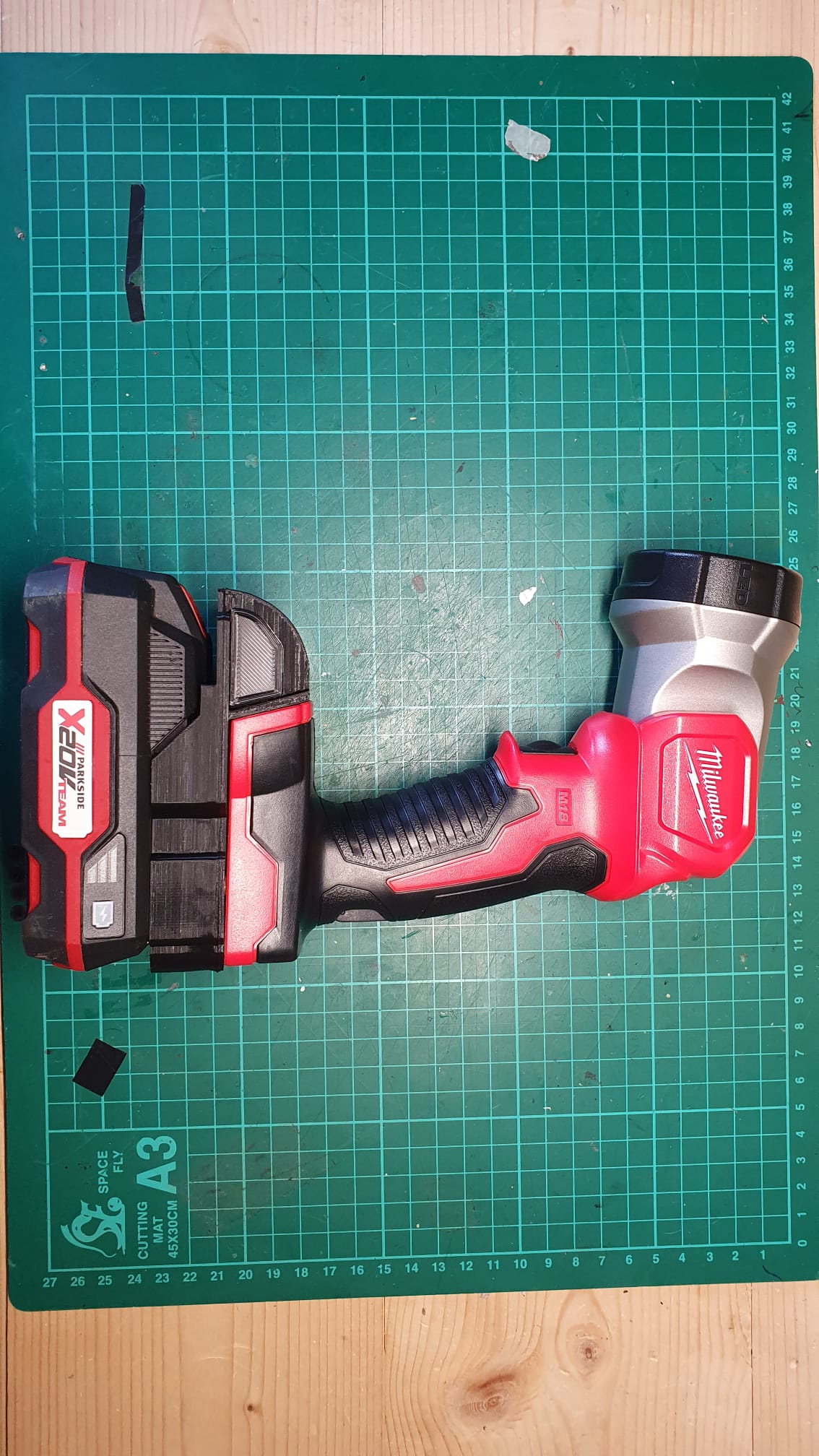 STL file Parksaid to milwaukee battery adapter・3D printable model to