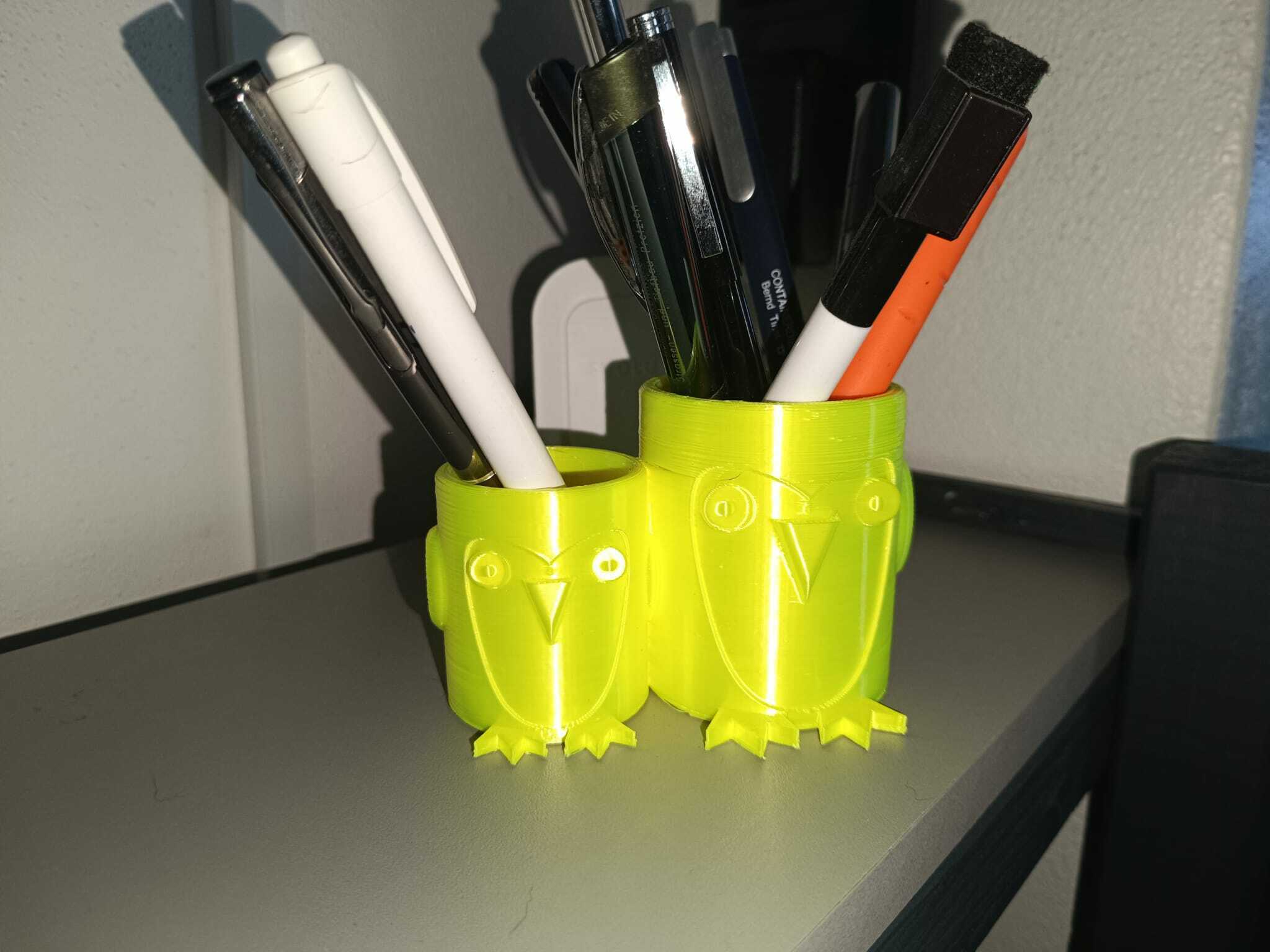STL file Penguin pen holder decoration pens holder・3D print object to