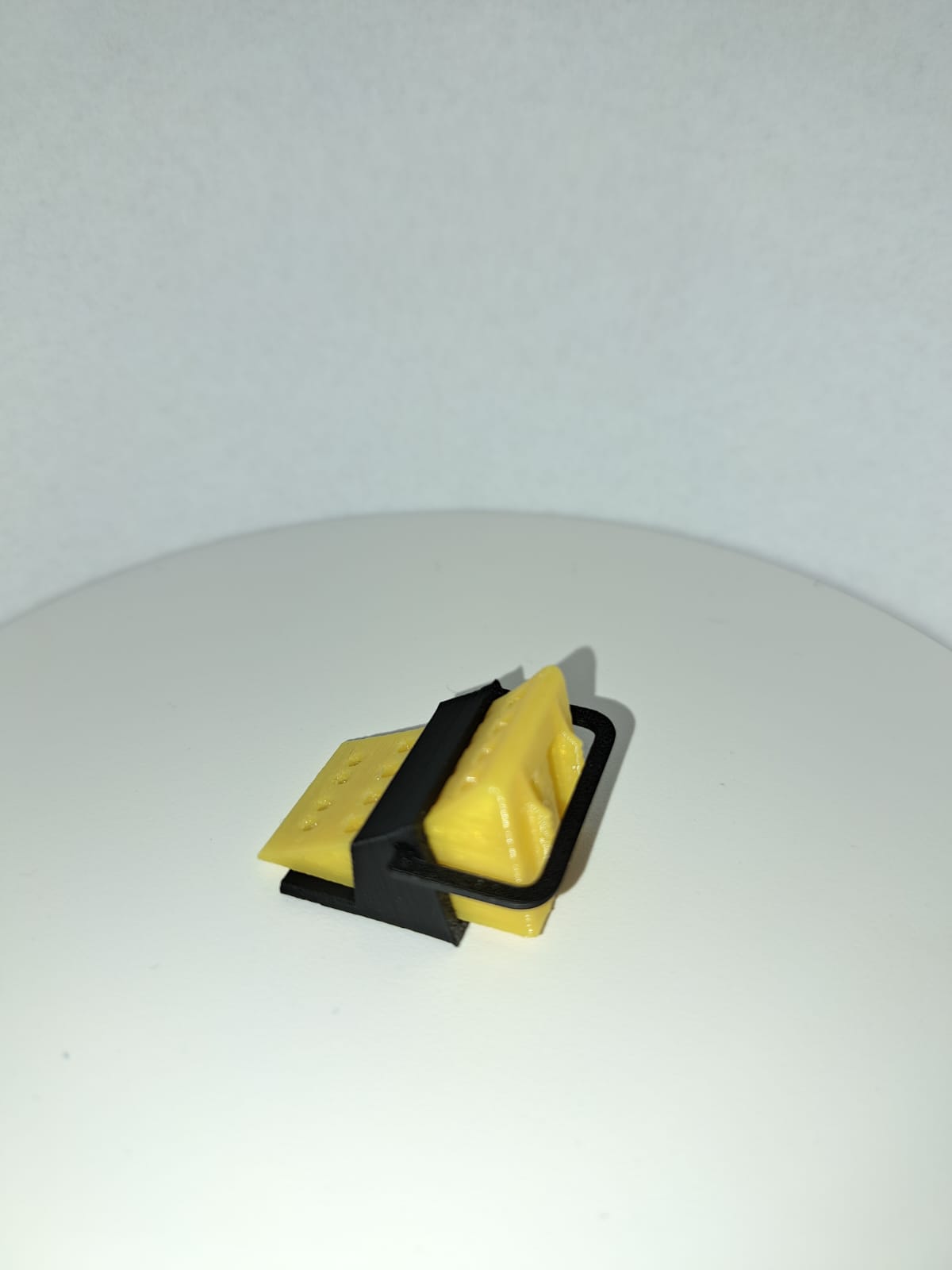 STL file Wheel chock wheel chock・3D printable model to download・Cults