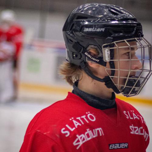 Noel Lundell Stats, Contract, Salary & More