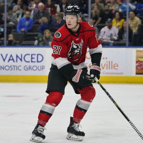 Kelly Summers - Stats, Contract, Salary & More