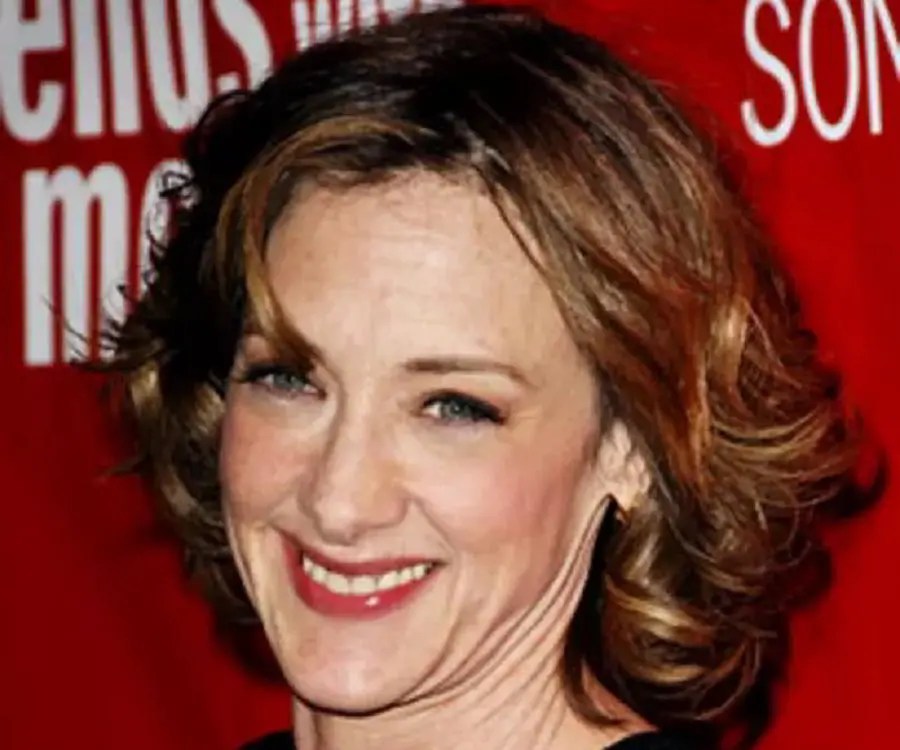 Joan Cusack Actresses, Timeline, Personal Life Joan Cusack Biography