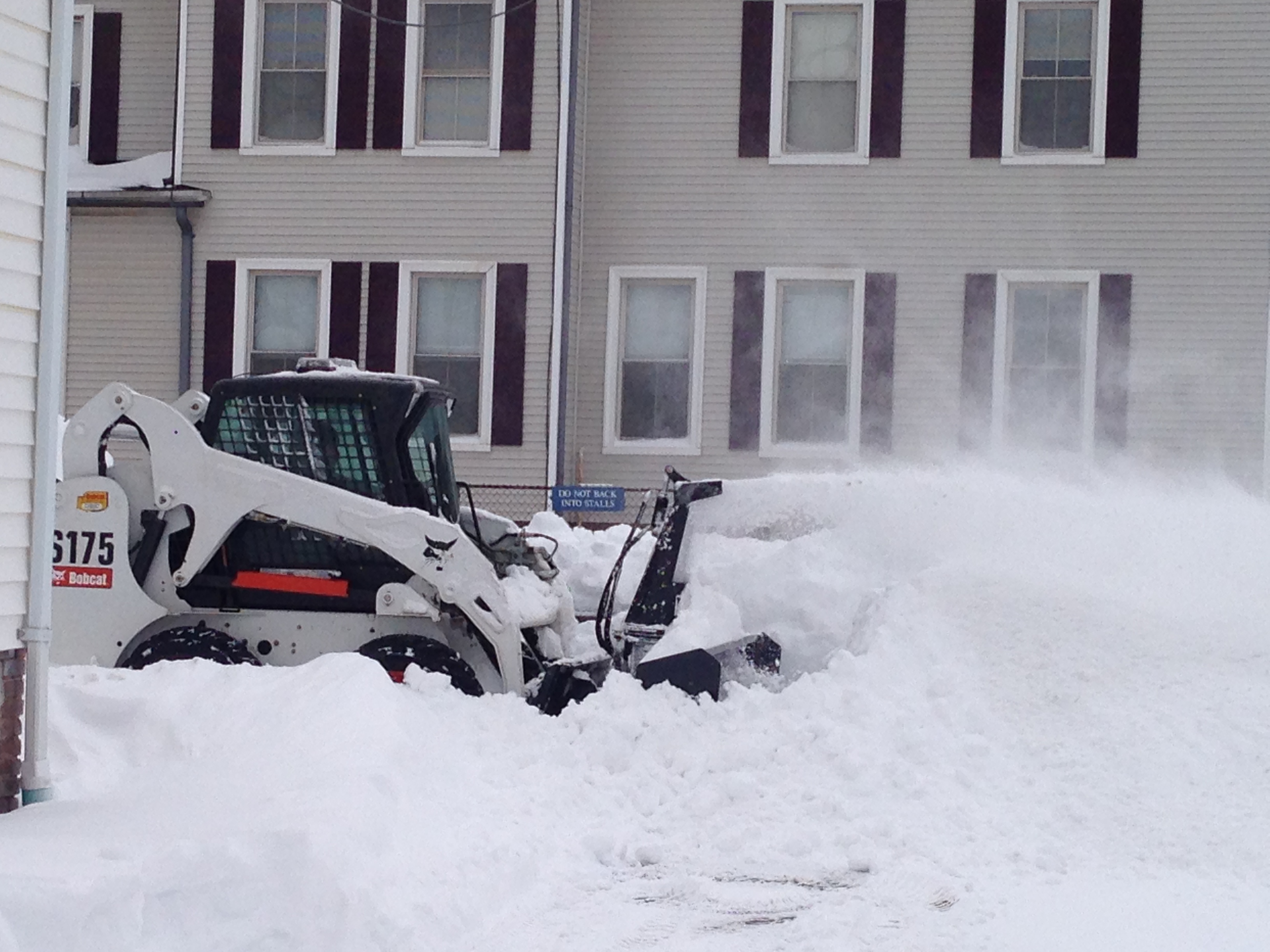 Commercial and Institutional Snow and Ice Management in Middletown CT