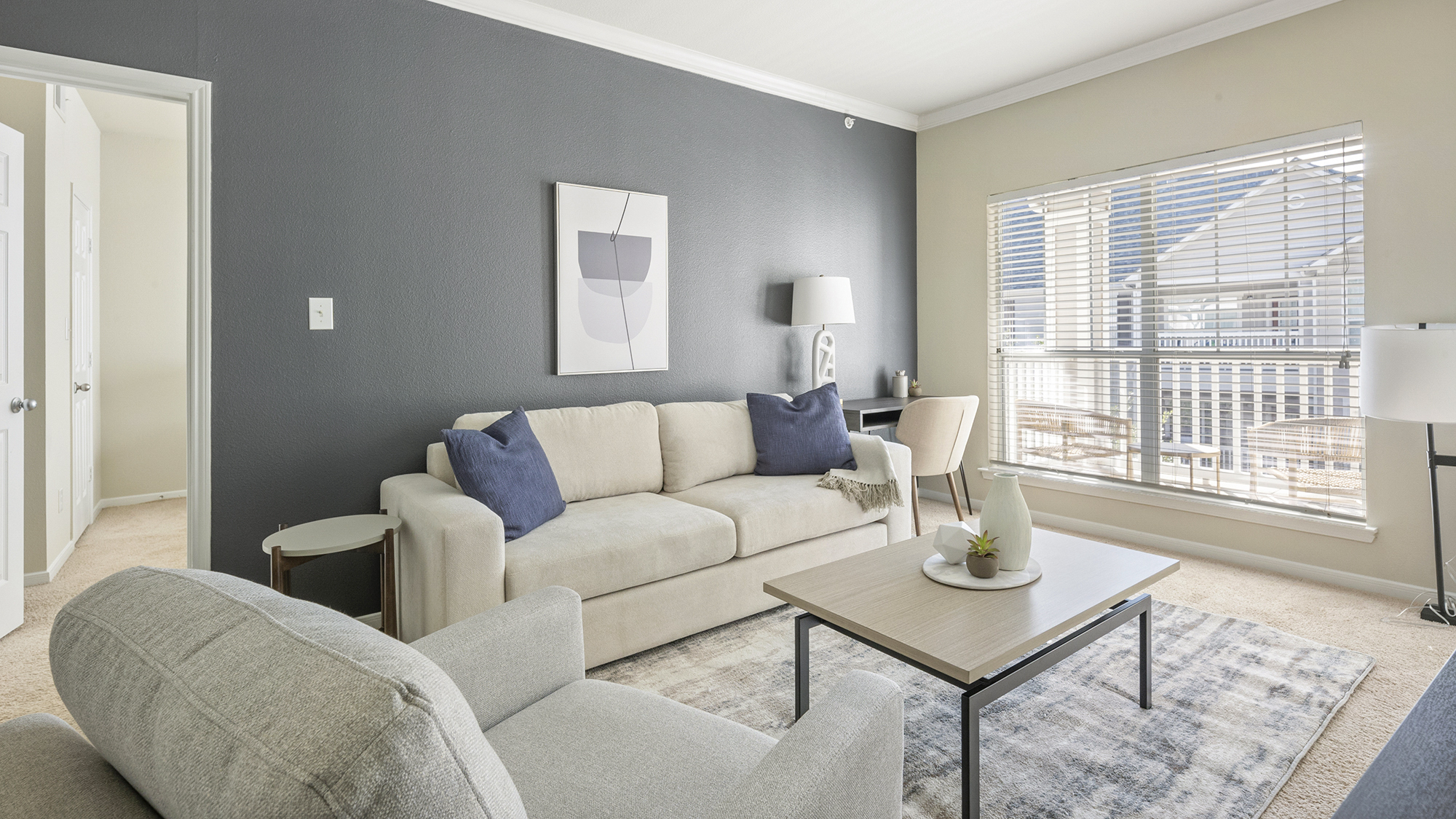 Rent Whispering Pines Ranch 07301 in The Woodlands, TX Landing