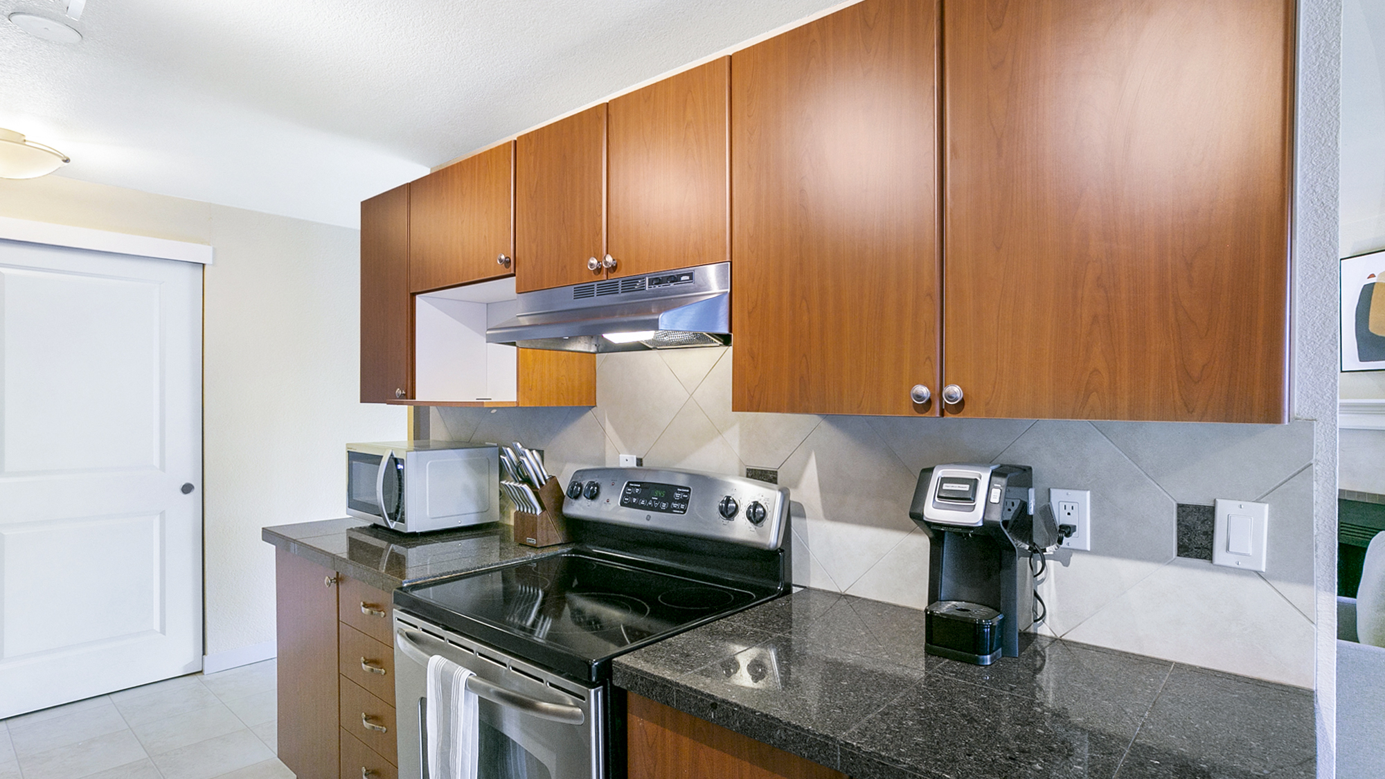 Rent Trellis 30C in Federal Way, WA Landing