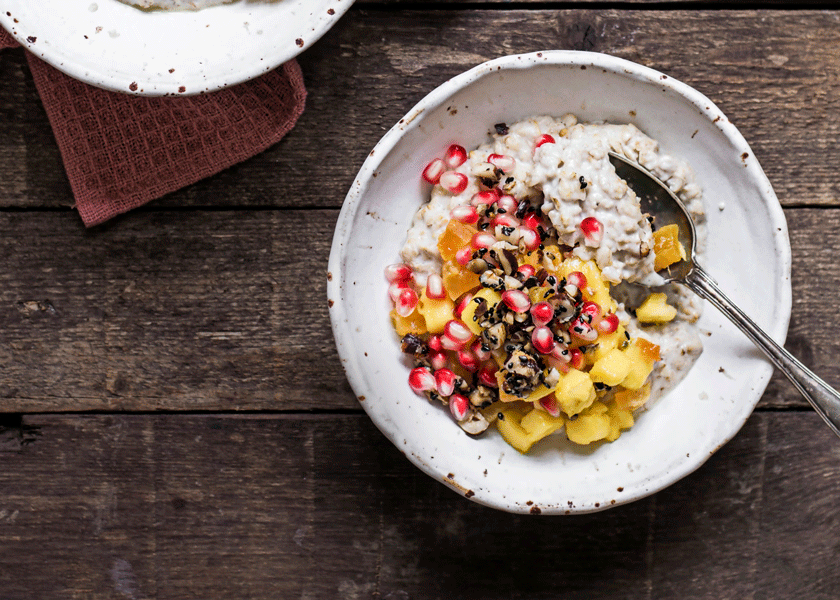 Havregrynsgröt med mangosalsa & crunch MåBra Nyttiga recept