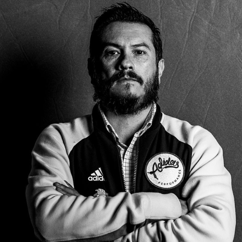 Great Anchor Of Current Television Bullfrag