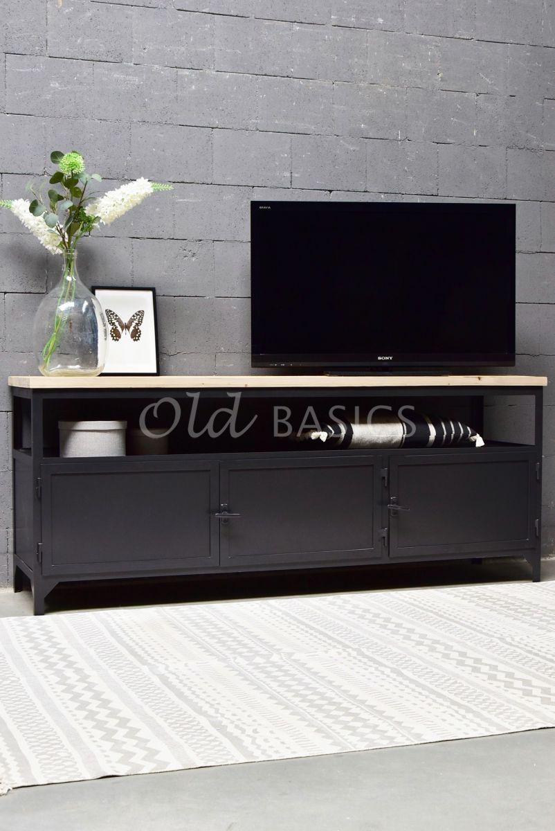 Unieke Industriele Stalen Tv Meubel Bij Old Basics! | Old Basics