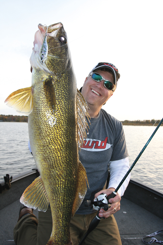 Vertical Snap Jigging Walleye InFisherman