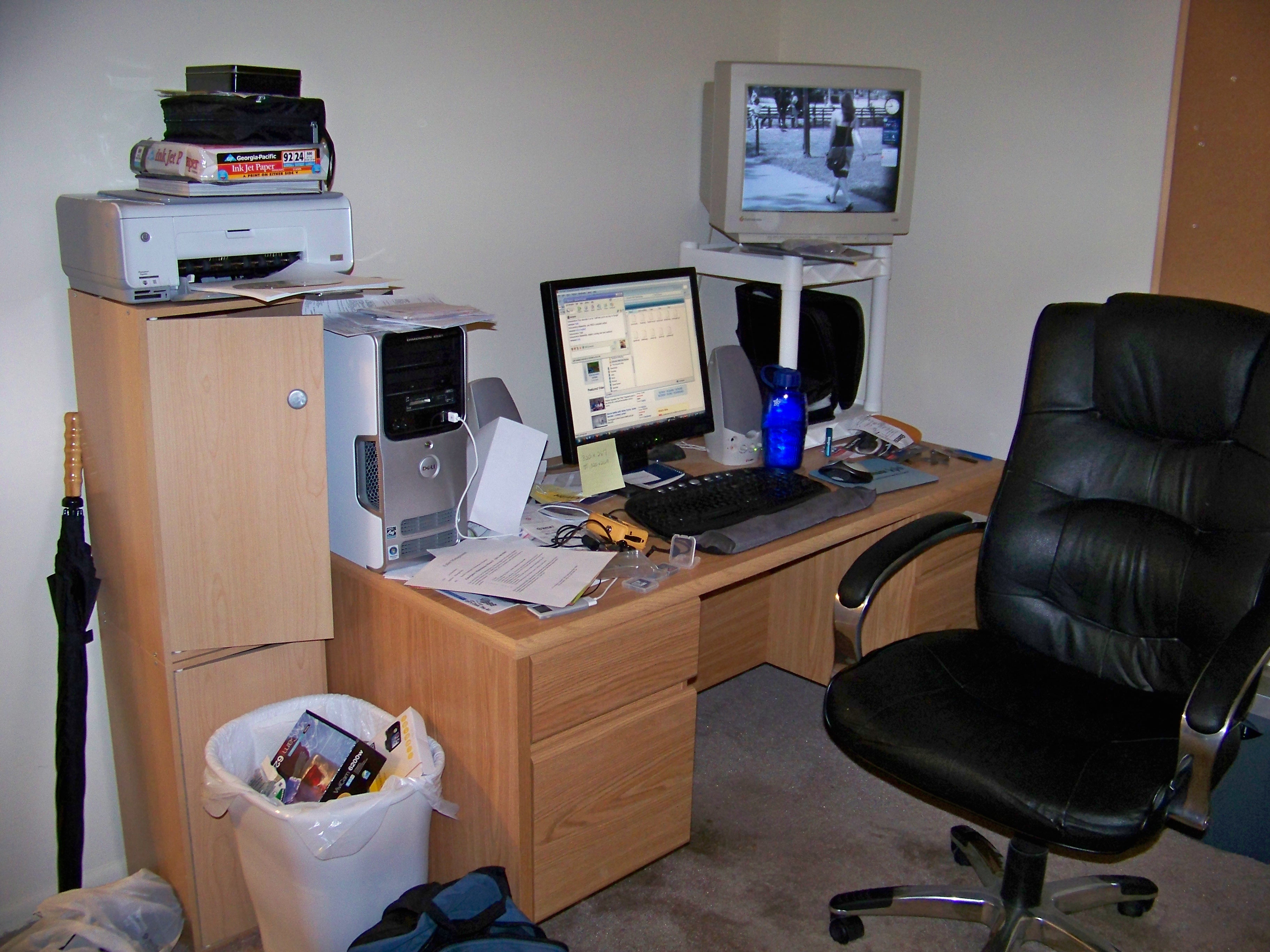 Best Computer Desk Arrangement / It includes a variety of.