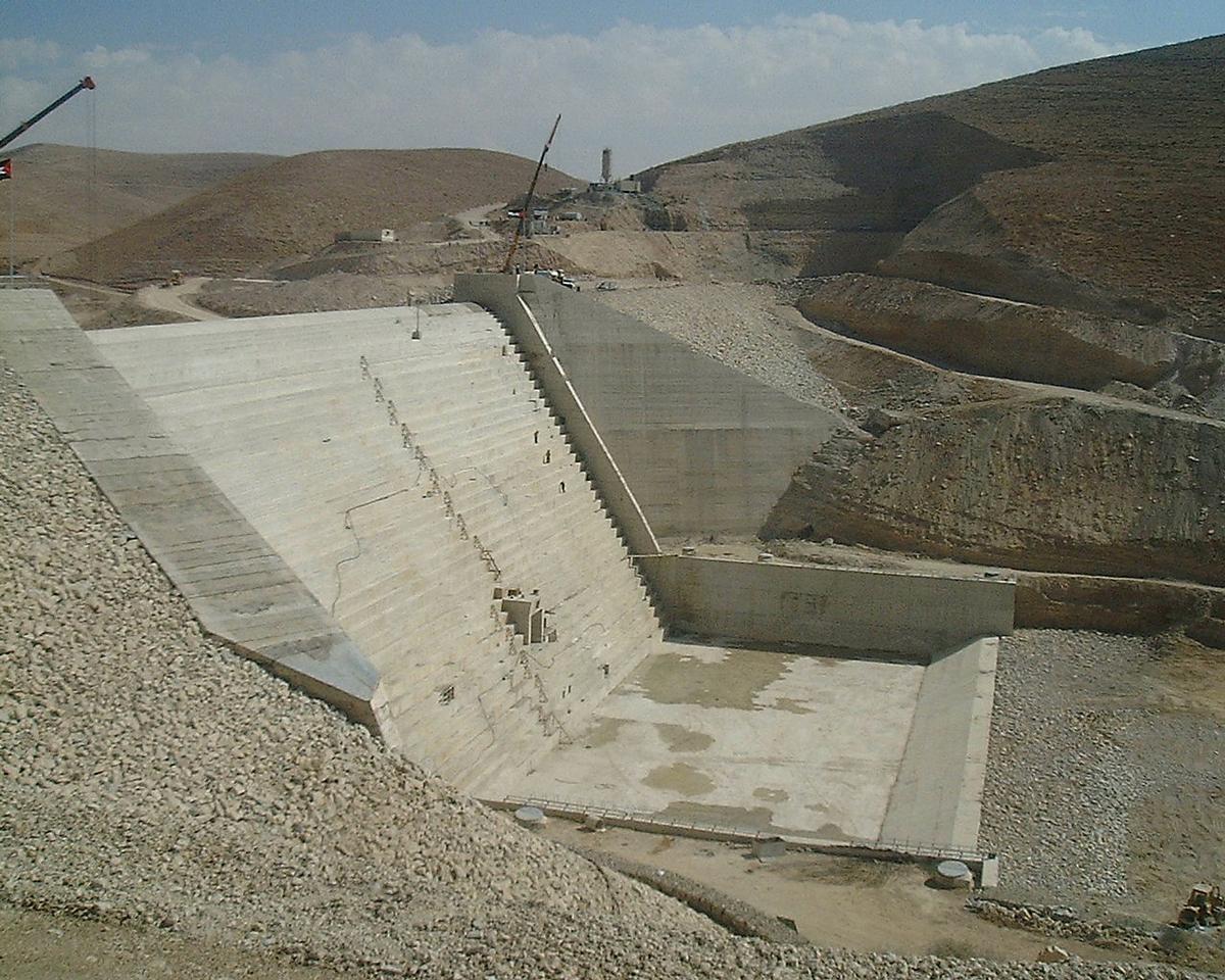 concrete dams from around the world Structurae