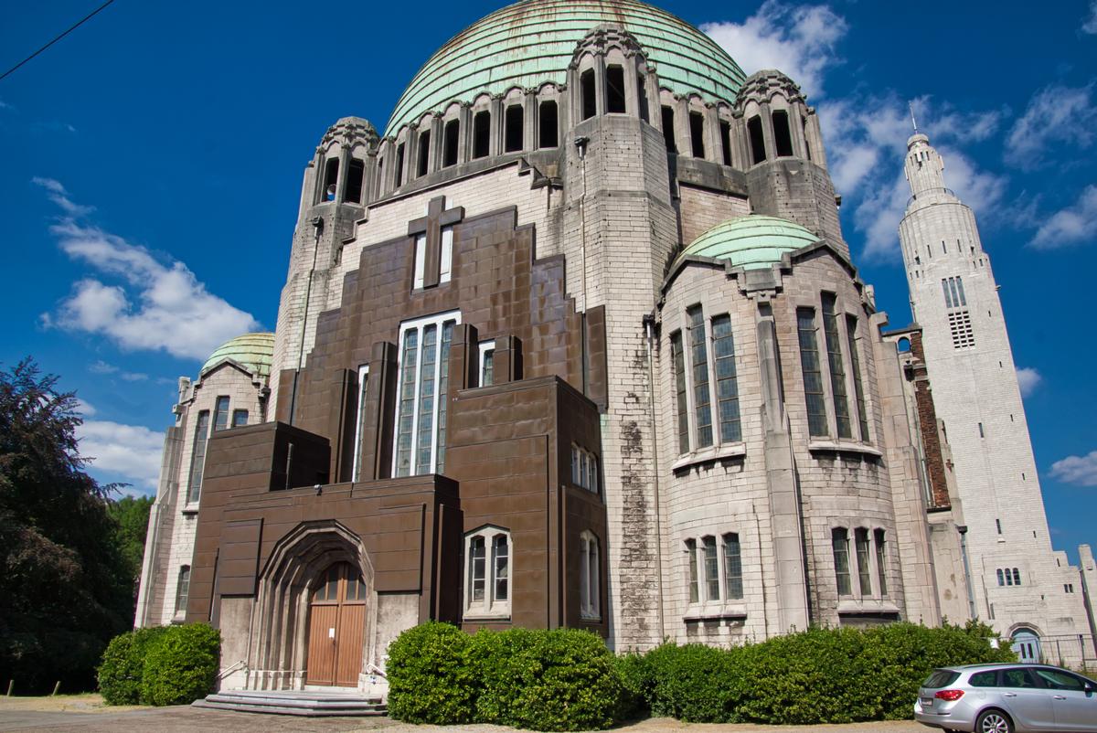 Église du SacréCœur et NotreDamedeLourdes (Liège, 1936) Structurae