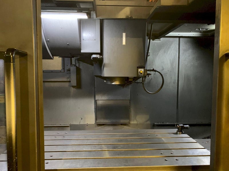 Doosan Daewoo DNM750, CNC vertical machining center, 30 automatic tool