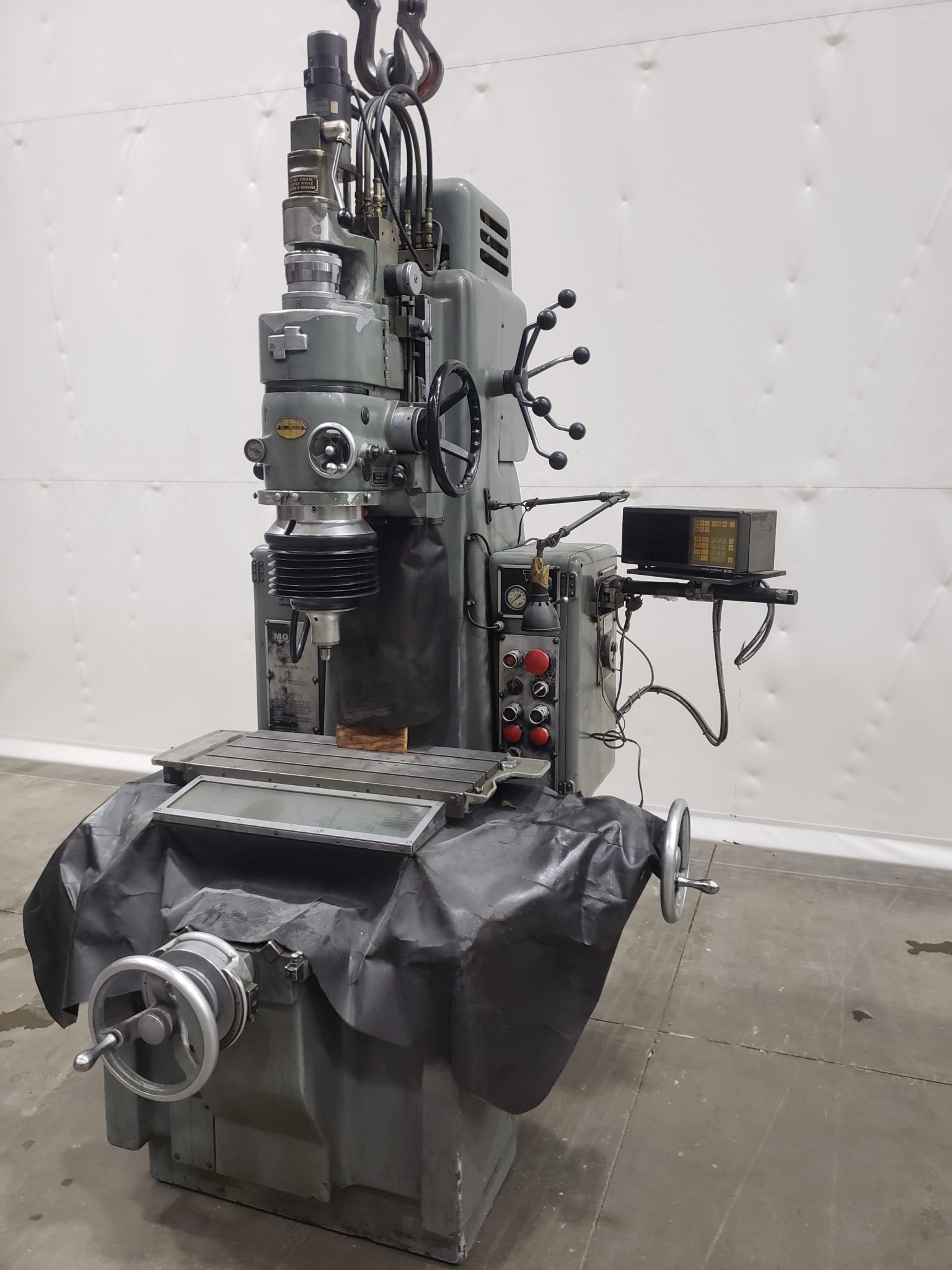 Moore G18, jig grinder, 11" x24" table, 2Axis digital read out, 11