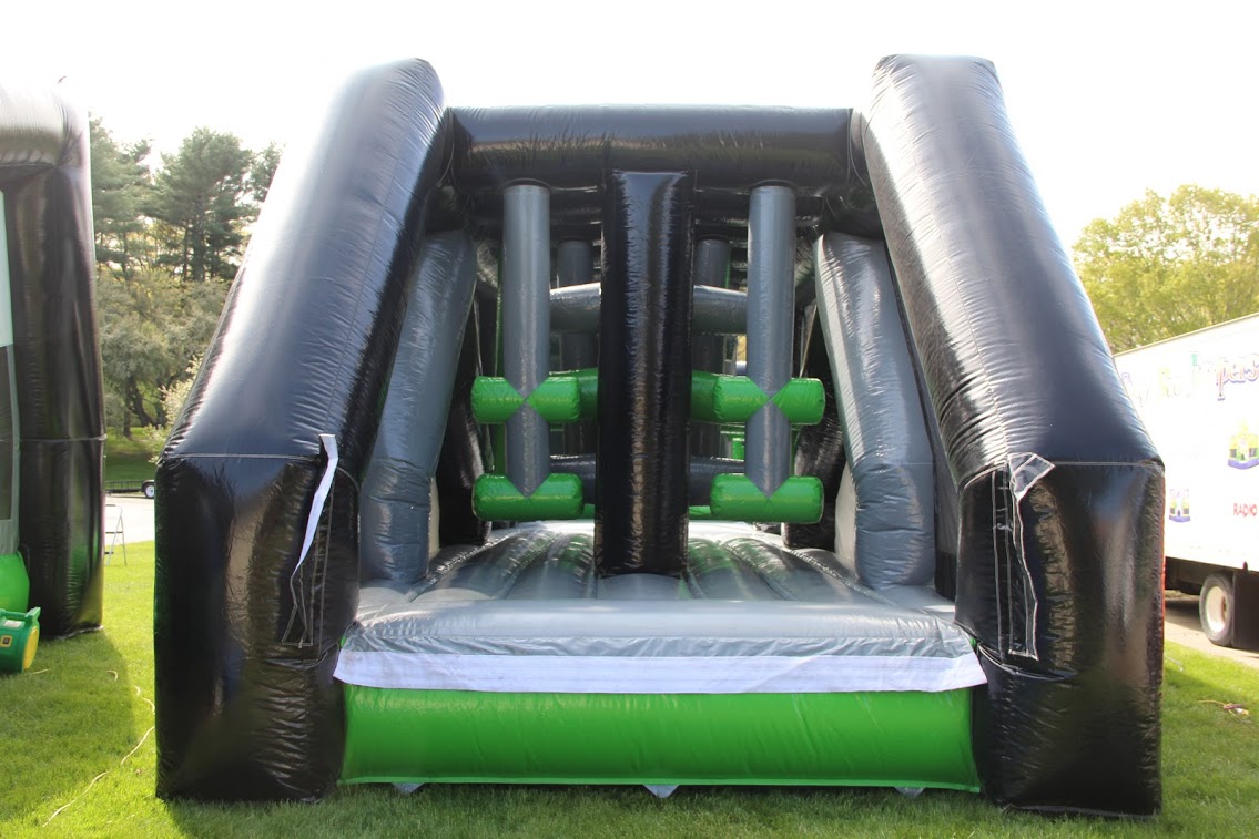 Busy Bee Jumpers bounce house rentals and slides for parties in Whitman