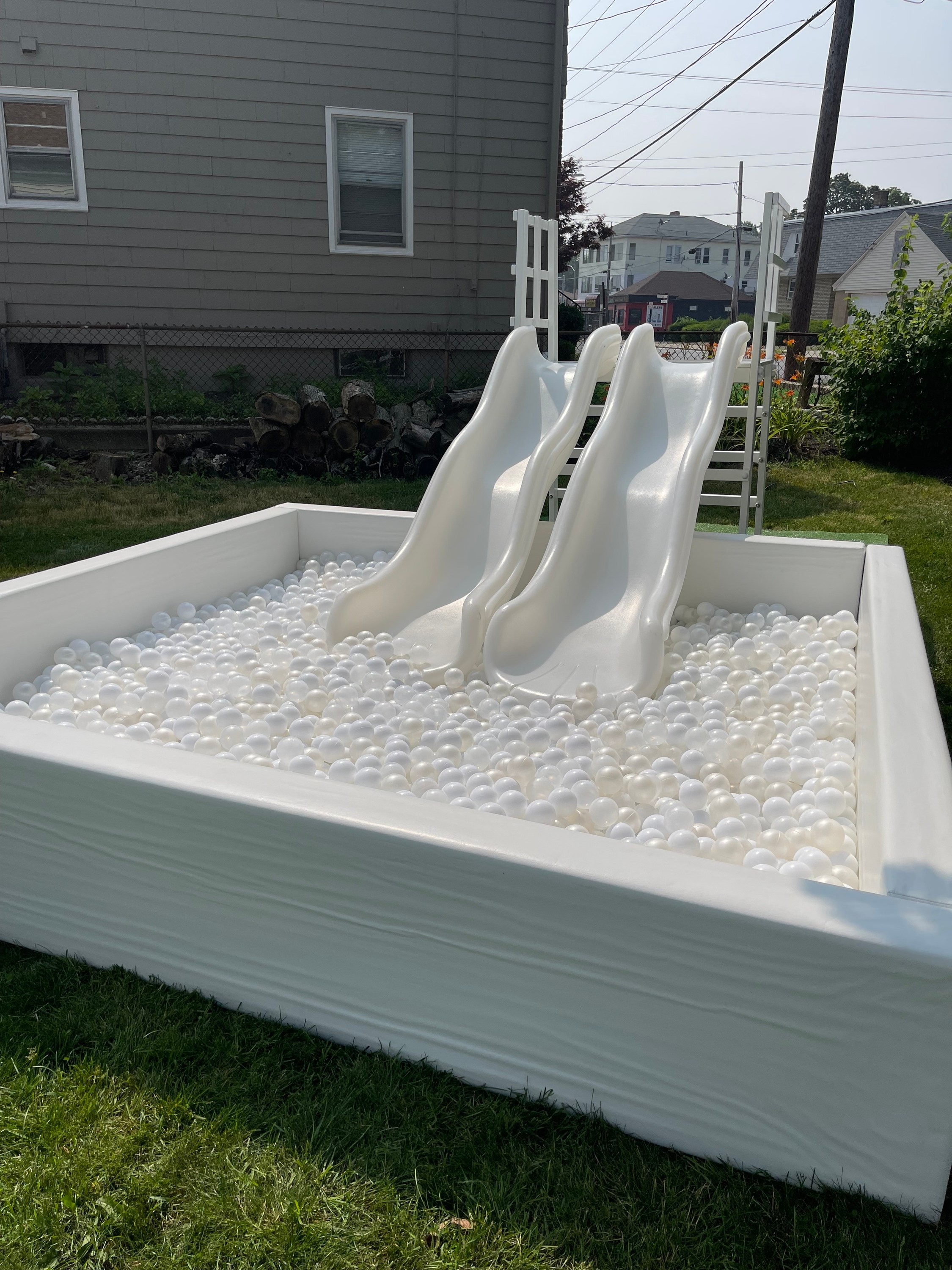 White Bounce House Rentals RI