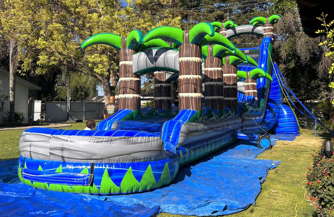 Bounce House Rentals Fresno, CA Happy Bounce House