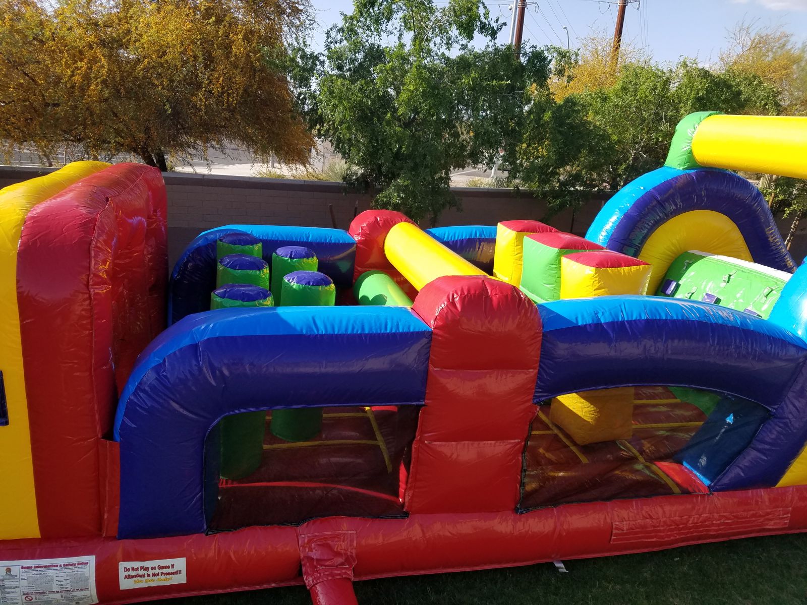 Obstacle course rentals for Arizona parties and events.