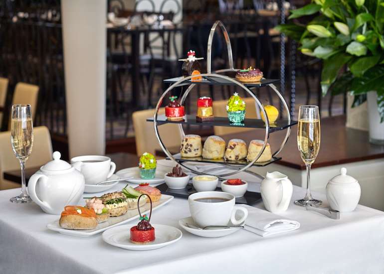 12 Christmas Afternoon Teas