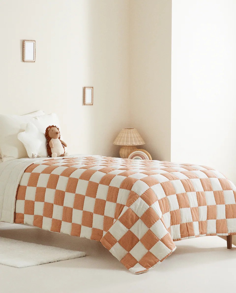 26 Patchwork Quilts & Cushions To Add Retro Charm To A Room The Handbook