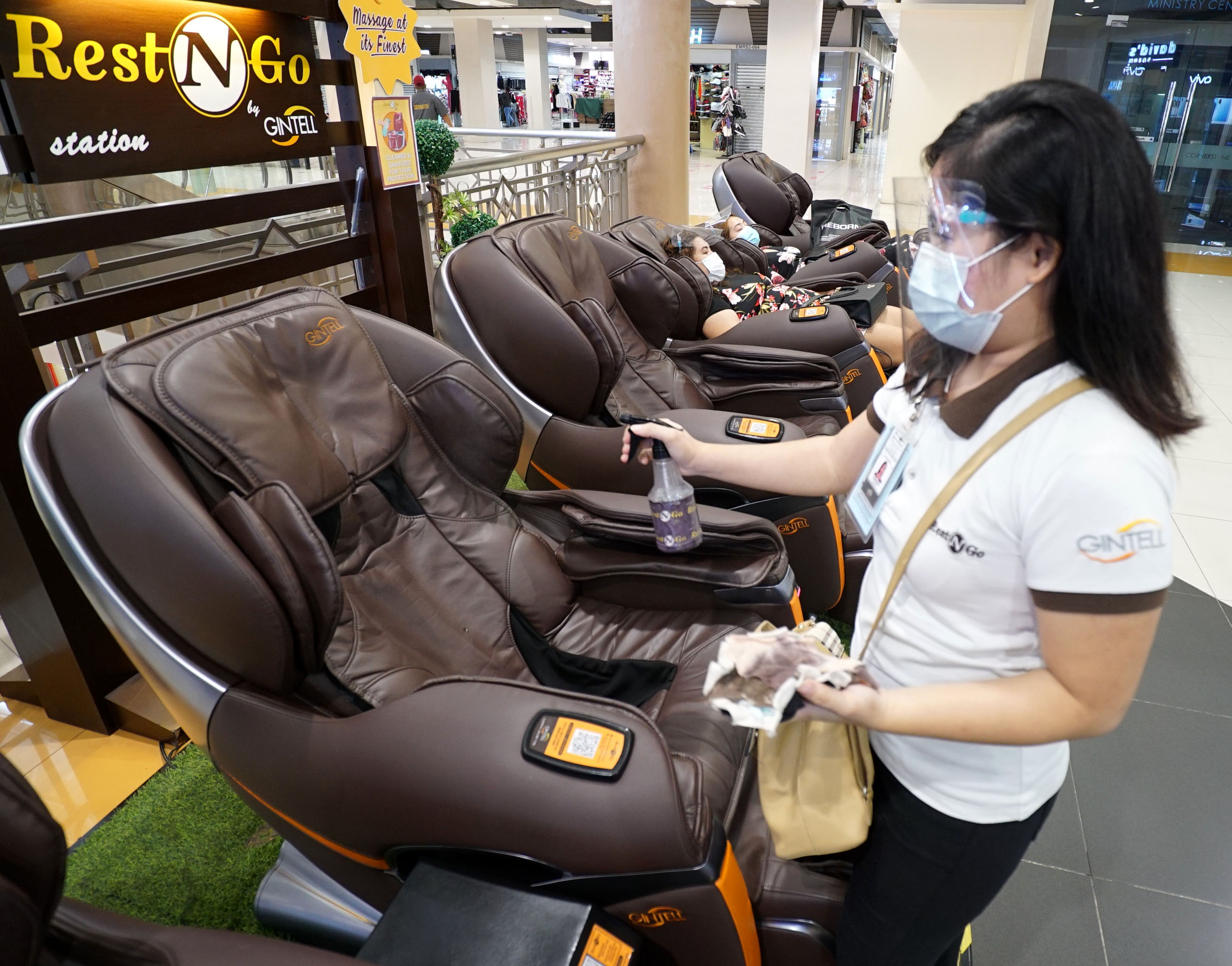 ELECTRIC MASSAGE CHAIR Photos Philippine News Agency