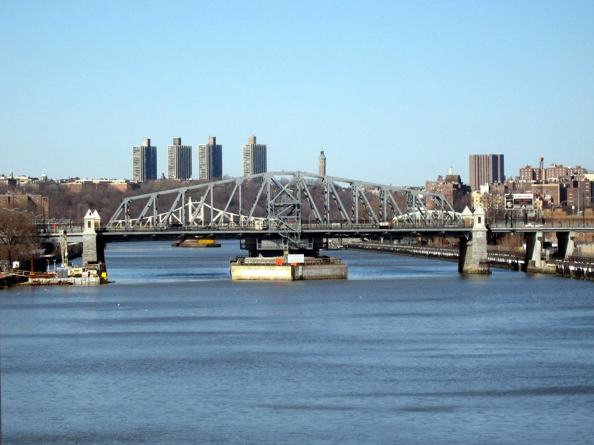 145th Street Bridge (Manhattan/The Bronx, 1905) Structurae