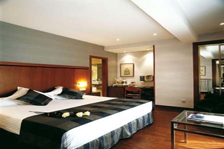 Best western premier hotel dante, barcelona. Best Western Premier Hotel Dante Barcelona, Hotel Spain ...