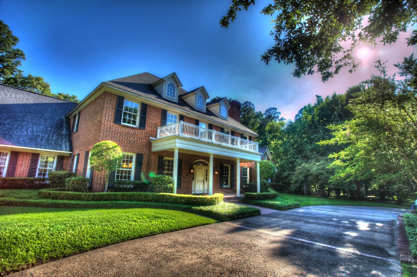 What Is Real Estate Videography? Definitive Guide To Real Estate Filmmaking