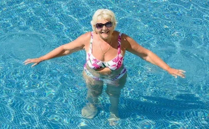 Why I Want to Be Like the 70 Year Old Naked Woman at the Pool - Filter Free Parents