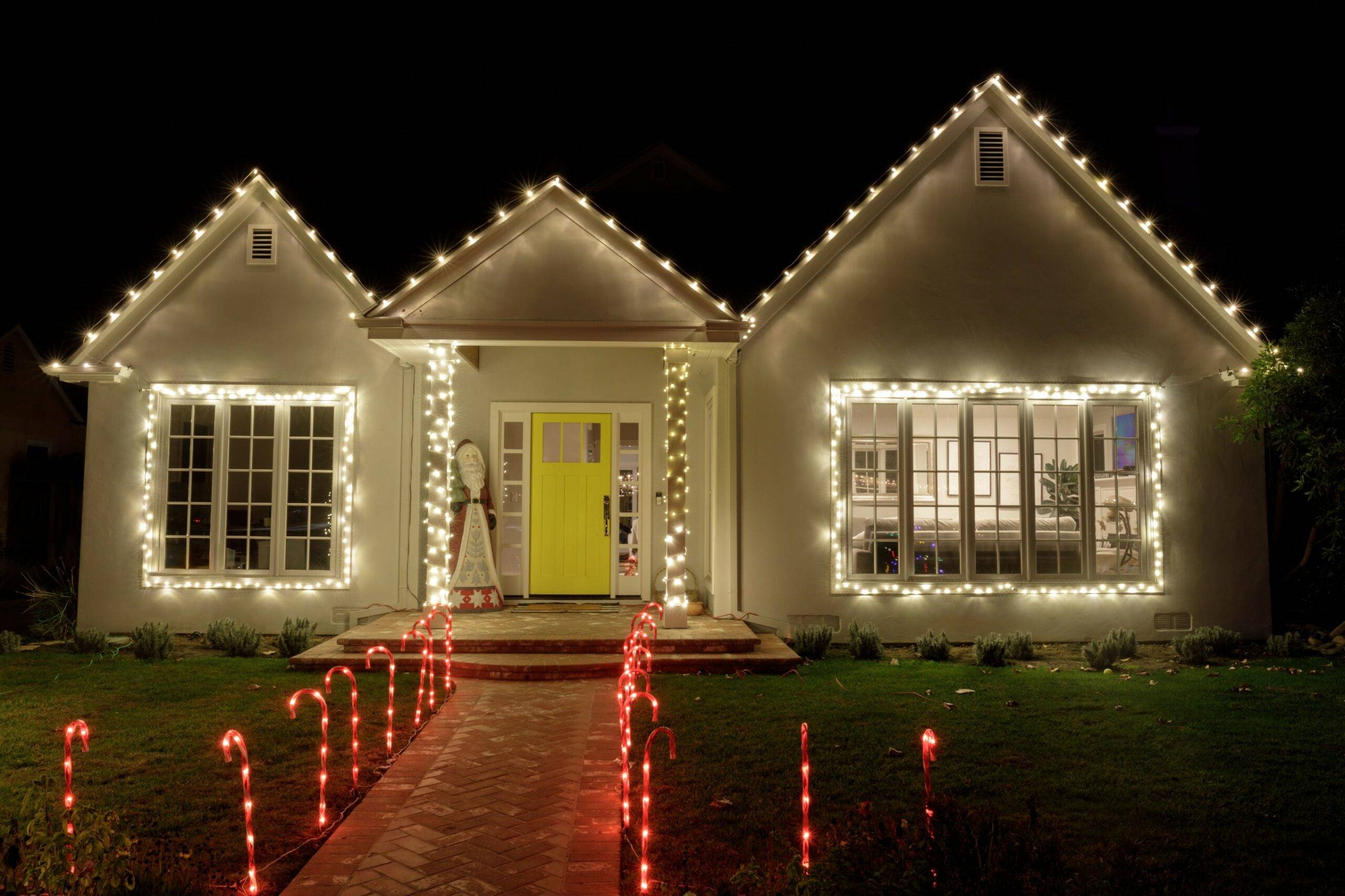 Keller's BRILLIANT Christmas Light Installation Services Finally