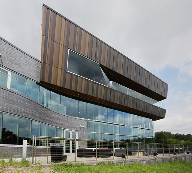 Building Blocks: Anytime Fitness Headquarters | Finance & Commerce