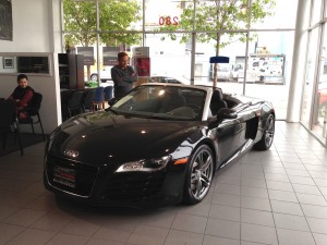 Black Audi R8 V8