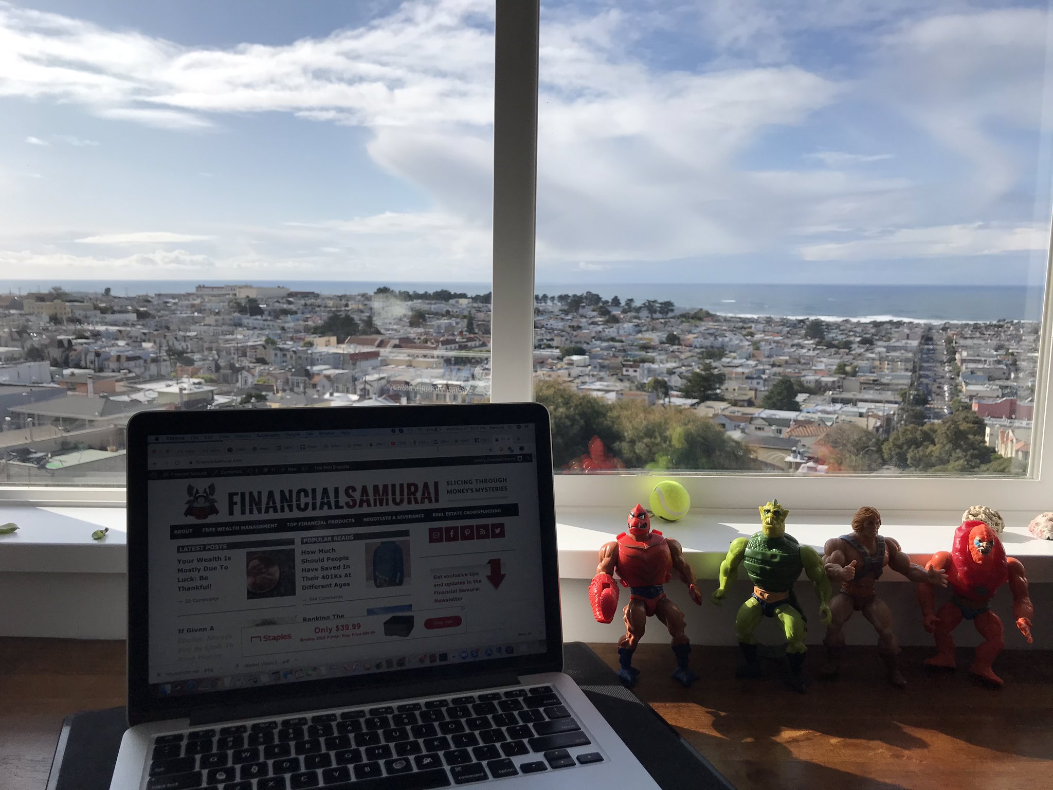 Otis Review - Financial Tips He-Man figures